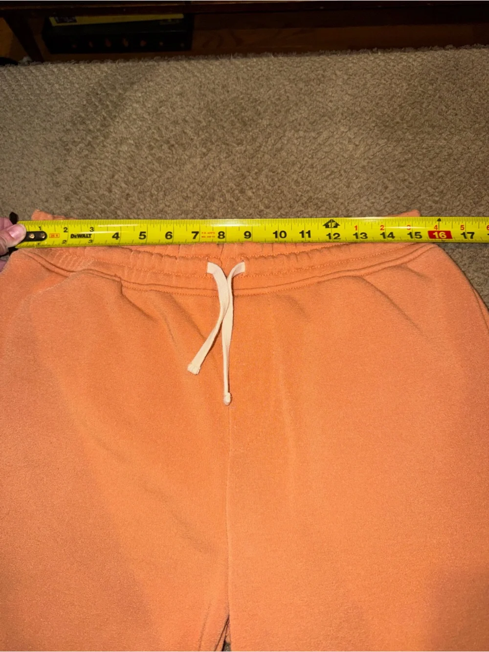 Brooklyn Cloth Men’s Peach Drawstring Fleece Polyester Sweat Shorts - Size M